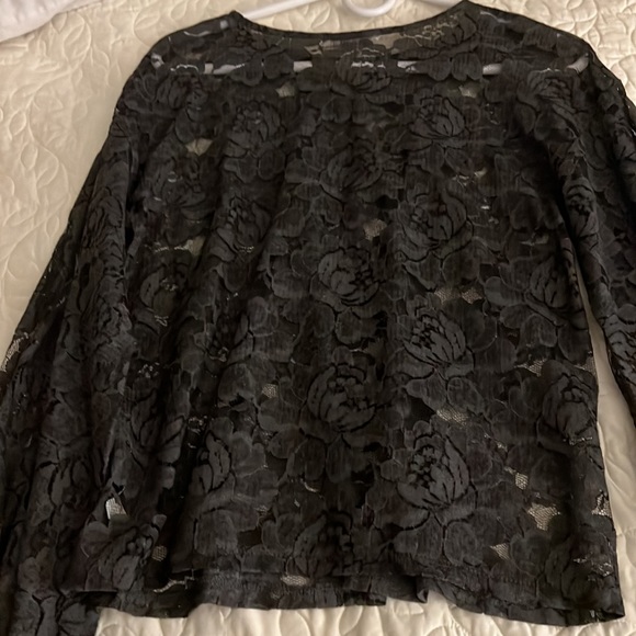 Zara gray blouse with flowers - Picture 5 of 5